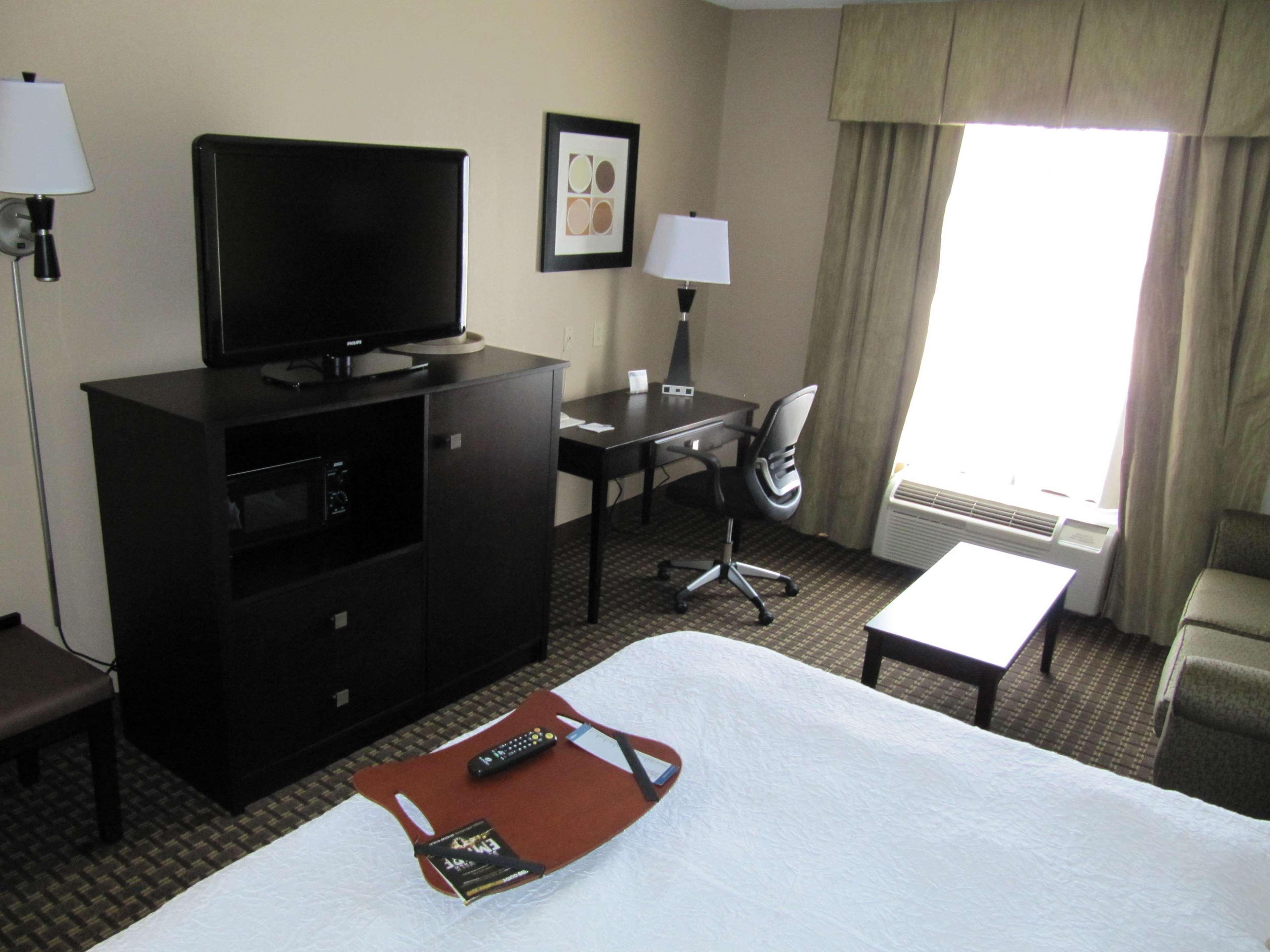 Hampton Inn Lindale/Tyler Екстериор снимка